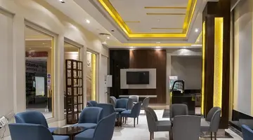 AMC ROYAL HOTEL