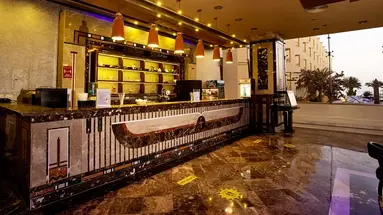 AMC ROYAL HOTEL