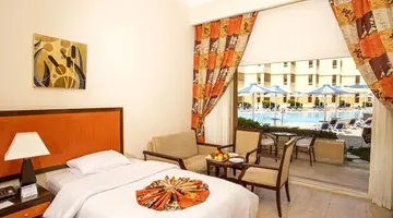 AMC ROYAL HOTEL