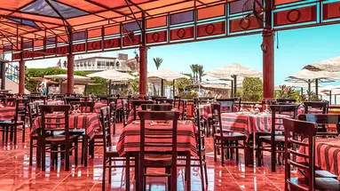 AMC ROYAL HOTEL