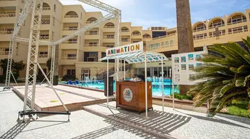 AMC ROYAL HOTEL