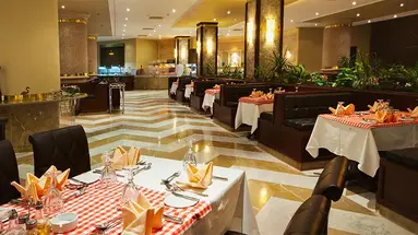 AMC ROYAL HOTEL