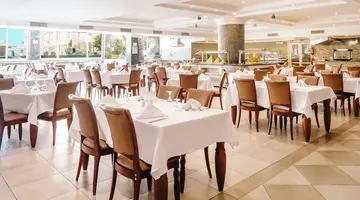 AMC ROYAL HOTEL