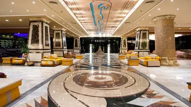 AMC ROYAL HOTEL