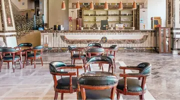 AMC ROYAL HOTEL