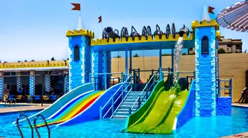 AMC Royal Resort