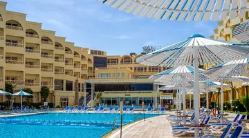 AMC Royal Resort