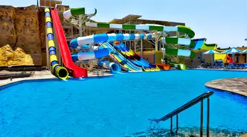AMC Royal Resort