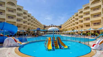 AMC Royal Resort