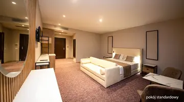 Amelia Mare