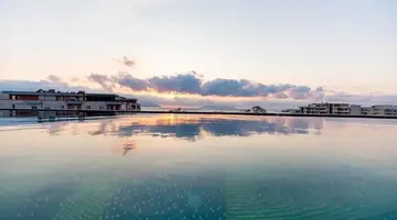 AMES HOTEL & SPA