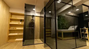 AMES HOTEL & SPA
