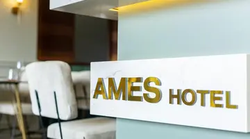 AMES HOTEL & SPA