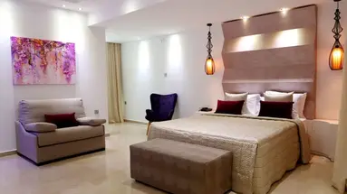 AMETHYST NAPA HOTEL & SPA
