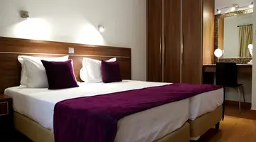 AMETHYST NAPA HOTEL & SPA