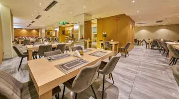 AMFORA HOTEL & SPA