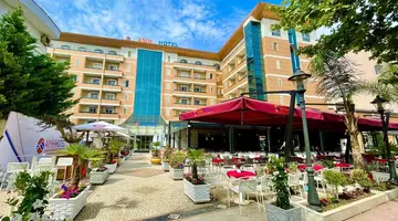 AMH Hotel