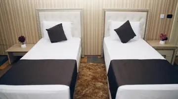 AMH Hotel