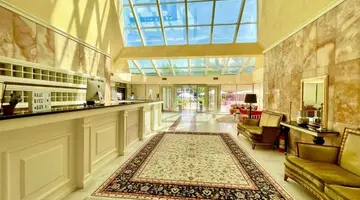 AMH HOTEL