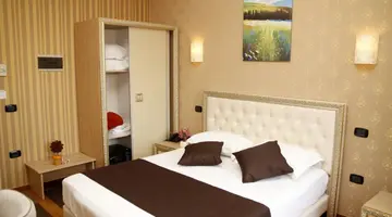 AMH Hotel
