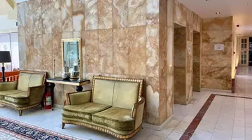 AMH HOTEL