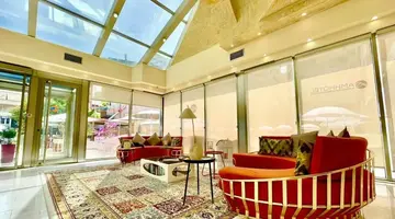 AMH HOTEL