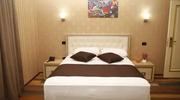 AMH Hotel