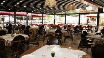 AMH Hotel