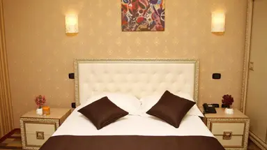 AMH Hotel
