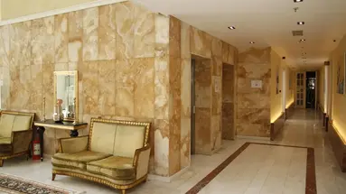 AMH Hotel