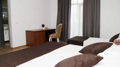 AMH Hotel