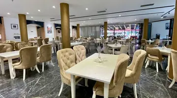 AMH Hotel