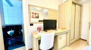 AMH Hotel