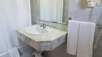 Amic Gala Hotel