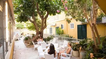 Amic Gala Hotel