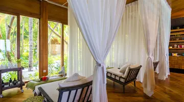 AMILLA MALDIVES