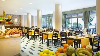 Aminess Grand Azur Hotel