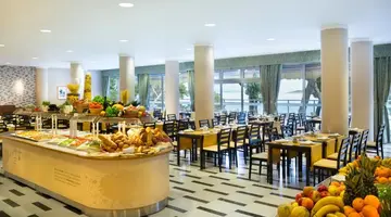 Aminess Grand Azur Hotel