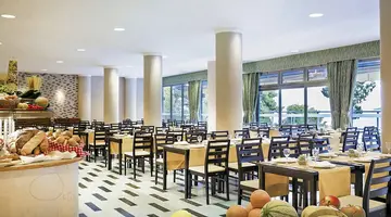 Aminess Grand Azur Hotel