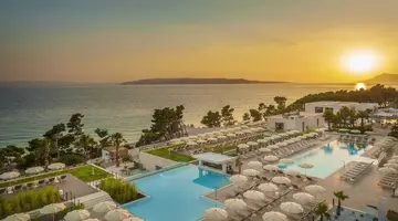 AMINESS LAUREL KHALANI HOTEL*****