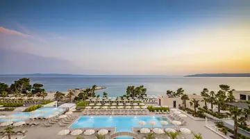 AMINESS LAUREL KHALANI HOTEL