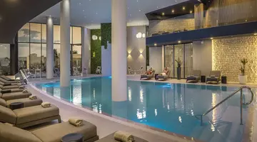 AMINESS LAUREL KHALANI HOTEL*****