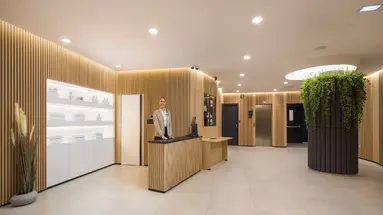 AMINESS LAUREL KHALANI HOTEL*****