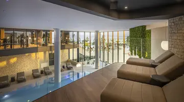 AMINESS LAUREL KHALANI HOTEL*****