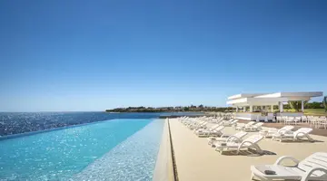 AMINESS MAESTRAL HOTEL