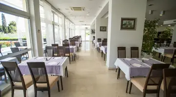 AMINESS VIVAL CASA VELARIS***