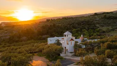 AMINESS VIVAL CASA VELARIS***