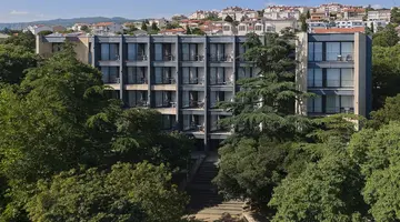 AMINESS VIVAL LISANJ CASA***