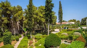 AMINESS VIVAL VELARIS RESORT****