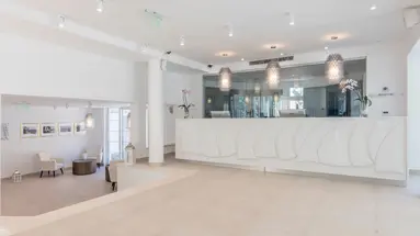 AMINESS YOUNIQUE BELLEVUE HOTEL****
